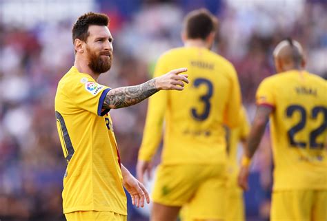 It could be messi's first appearance as a psg player since arriving at the parc. Lionel Messi Goal Breakdown After Milestone Left-Foot Goal