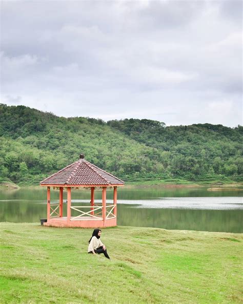 Tmii adalah tempat berlibur yang paling banyak dikunjungi saat libur tiba. Wisata Waduk Sermo Kulon Progo Yogyakarta | Bara Outdoor