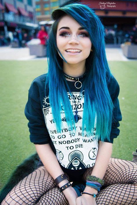 Blue hair does not naturally occur in human hair pigmentation, although the hair of some animals (such as dog coats) is described as blue. Emo , Scene Girls | Scene hair, Emo hair, Girl hairstyles
