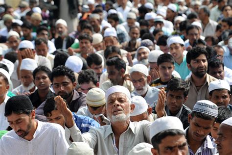 Economics Journal A Theory Why Indias Muslims Lag India Real Time Wsj