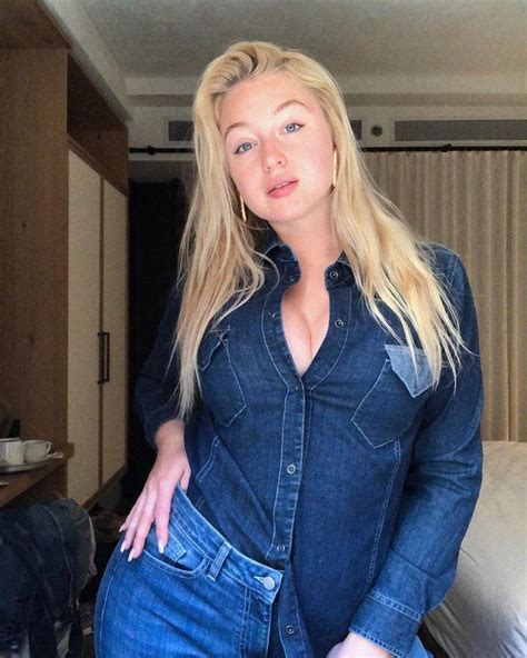 Iskra Lawrence Picture