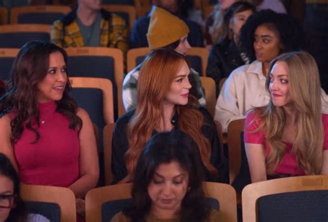 Mean Girls Cast Reunites For Walmart Black Friday Commercial — Watch