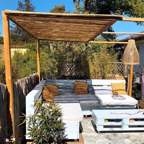 11 Ways To Create A More Relaxing Backyard