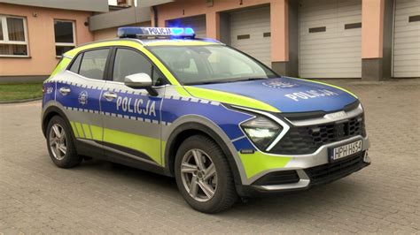 Policjanci Z Makowa Dostali Nowy Radiowóz