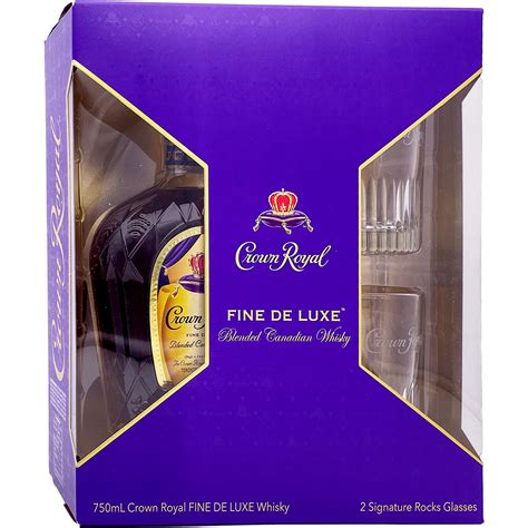 Crown Royal Fine Deluxe Whiskey T Set With 2 Rock Glasses