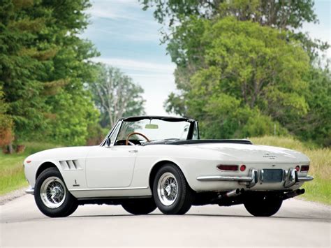 Maybe you would like to learn more about one of these? FERRARI 275 GTS specs & photos - 1965, 1966, 1967, 1968 ...