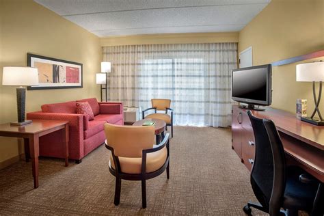 Courtyard By Marriott Tallahassee Downtown Capital 104 ̶1̶3̶2̶ Updated 2022 Prices And Hotel