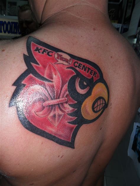Die Hard University Of Louisville Cardinals Fan Pretty Cool Minus The