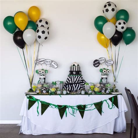 Celebra tu fiesta de cumpleaños para adultos por todo lo alto, o dar una sorpresa a tu mejor amigo. El Futbol, el protagonista, decoración para una fiesta ...