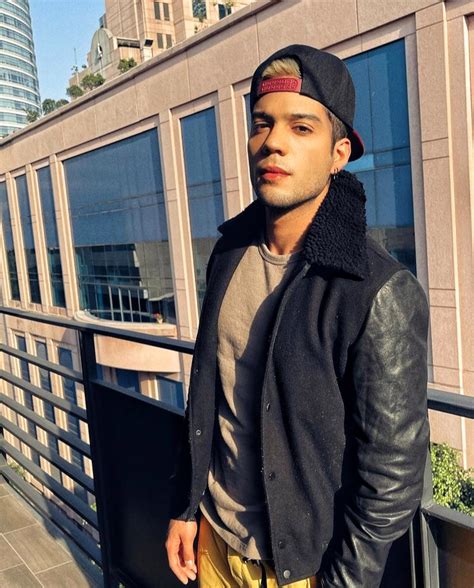 Jerónimo Cantillo quién es el actor de la nueva serie de Rebelde de