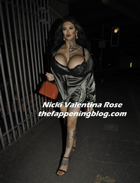 Nicki Valentina Rose Shows Off Her Huge Boobs In Manchester Photos The Sex Scene