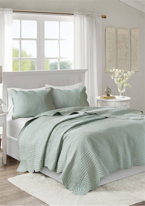 Madison Park Tuscany Piece Reversible Scalloped Edge Coverlet Set Coverlet Set Bed Spreads