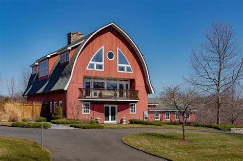 A 1930s Renovated Barn In Durham Connecticut Built In The Dutch Style