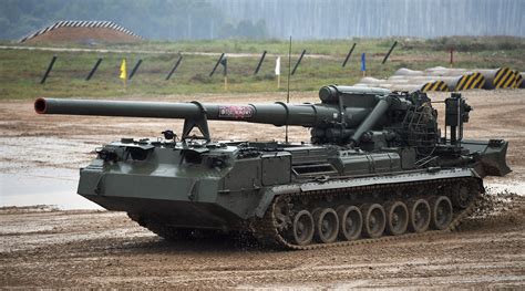 Сверхмощная артиллерия в российские войска поступила первая