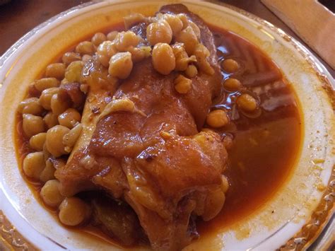 PIED DE VEAU AUX POIS CHICHES Chef Ahmed ABARGH