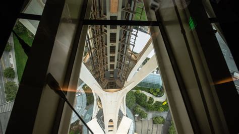 The Space Needle Debuts A Rotating Glass Floor Curbed Seattle
