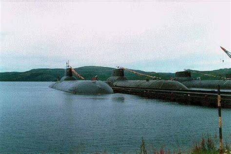 Bulava missile replaces the r39 solid fuel slbm which first came into service in 1983. 941 TYPHOON - Russian and Soviet Nuclear Forces