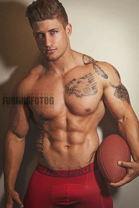 Best Pelotas A Juego Images On Pinterest Attractive Guys Interiors And Male Models