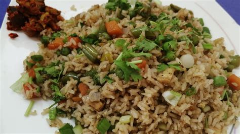 It is also sought after world wide and recognized as fusion cuisine. Chicken Fried Rice - Restaurant style Ramadan recipie ...