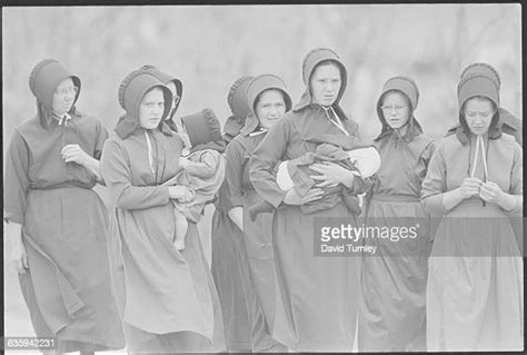 Amish Clothing Photos And Premium High Res Pictures Getty Images