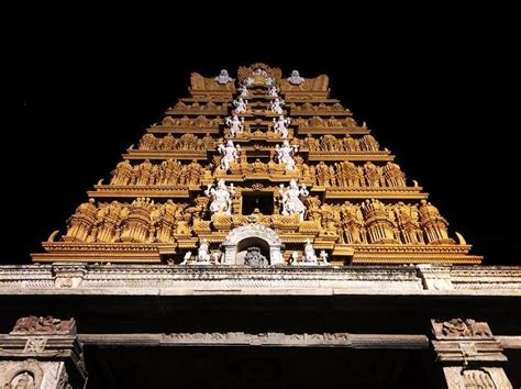 The Great Entrance Of Sri Nanjundeshwara Temple Temples Of India