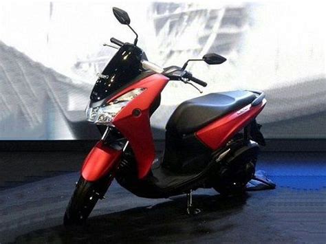 Review Spesifikasi Dan Harga Yamaha Lexi Terbaru Maret Motor