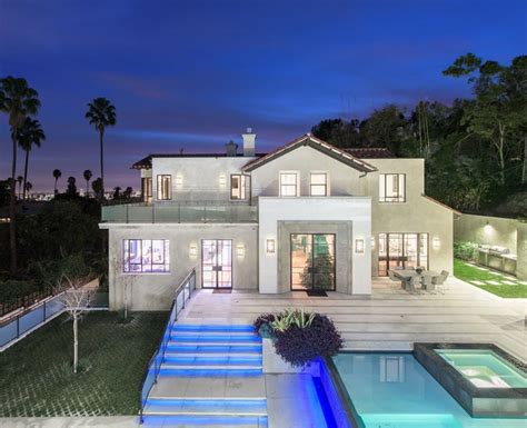 Celebrity Houses 25 Unbelievable Pop Star Homes You Wish You Lived In