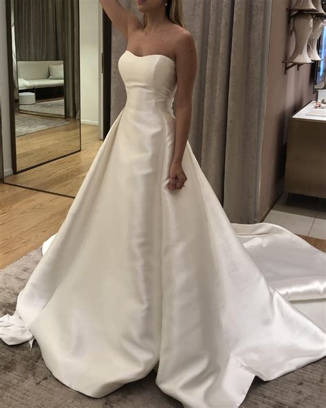 Pronovias Jory New New Wedding Dress Save 22 Stillwhite