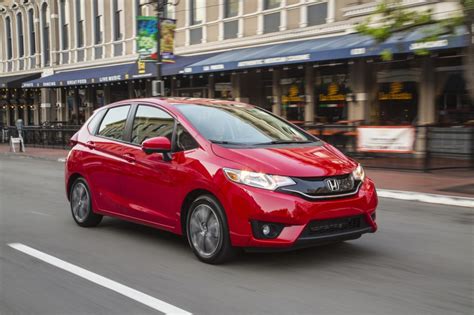 3 Reasons The 2016 Honda Fit Is The Best Used Car Under 15000
