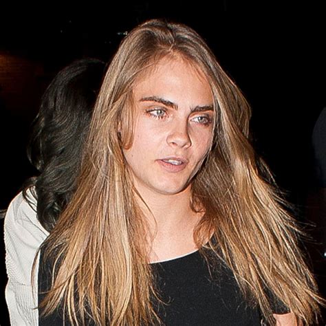 Cara delevingne (pronounced delaveen, born 12 august 1992), british fashion model and actress. Cara Delevingne findet Jungs doof | InTouch