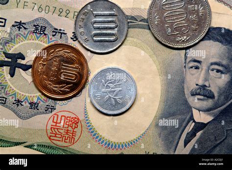 Close Up Of A Japanese 1000 Yen Note And Coins Stock Photo Alamy