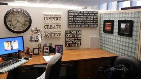 For many, office is the space where they spend most of their time. Office Cubicle Decor - Paperblog