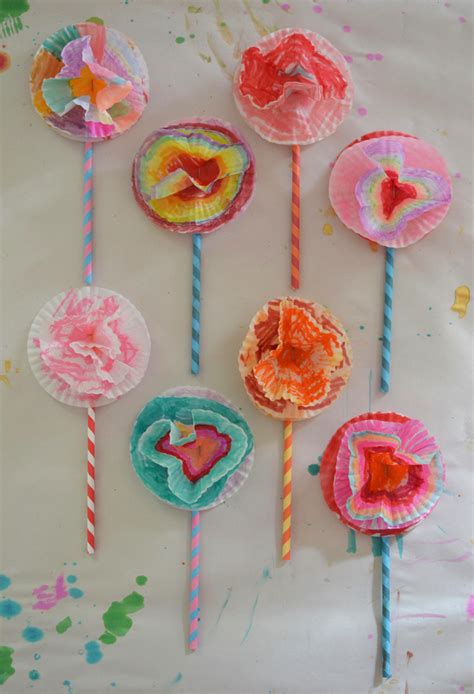 Maybe you would like to learn more about one of these? Cupcake Liner Flower, Easy Art Station for Kids | Cupcake ...