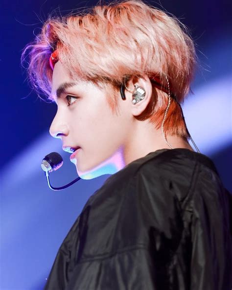What is your favorite hair color and style on BTS' Taehyung? - Quora