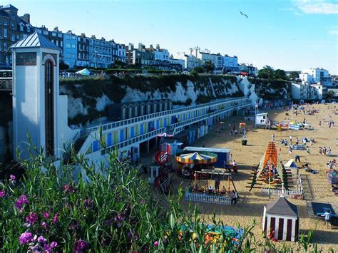 Quaint Seaside Towns To Visit Near London Seaside Towns Broadstairs