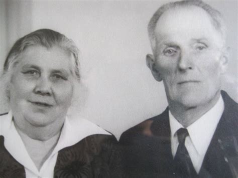 Discover the unique achievements of ancestors in your family tree. Kalorssons Family tree