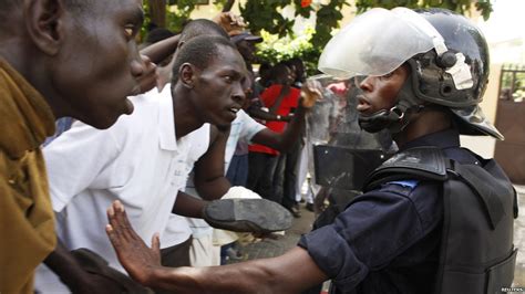 Bbc News In Pictures Clashes In Senegal