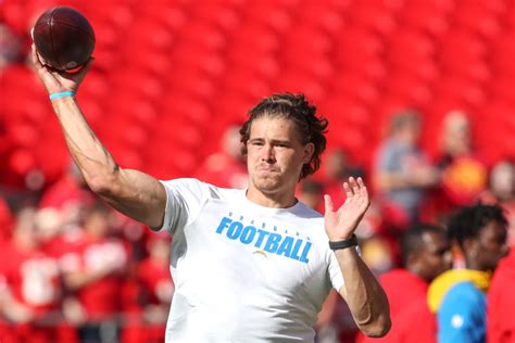 Justin Herbert Chargers Qb Prefers The Quiet Life