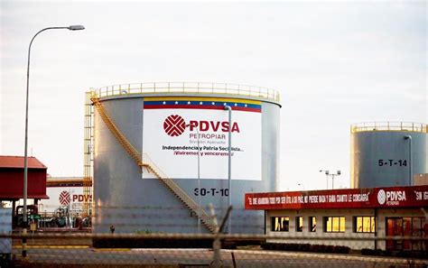 Venezuelas Oil Crisis Gets Worse Production Keeps Falling — Mercopress