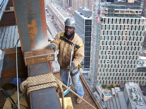 Ironworkers on the Job – NYC IRON WORKERS