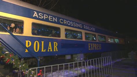 Southern Albertas Polar Express Train Offers Round Trip Rides To The