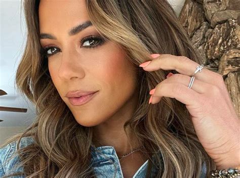 Jana Kramer Shows Off Ripped Abs In New Workout Photo Ab Goals