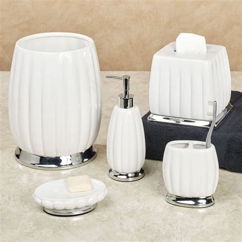 Sleek Off White Porcelain Bath Accessories