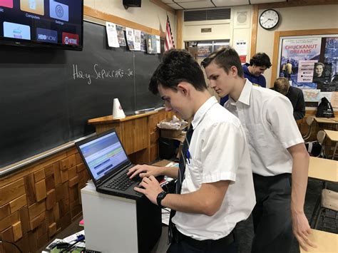 Amateur Radio Club Make First Contacts Of The School Year Computer Science Kellenberg