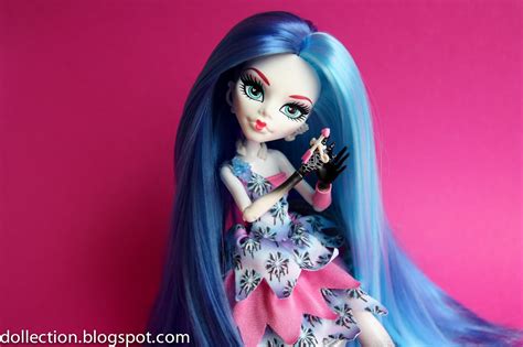 Currently transferred to ever after high. OOAK # 2 Monster High C.A. Cupid Doll Blue Hair Reroot ...