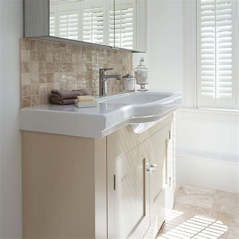 Edwardian 560mm basin & freestanding rectangular cloakroom vanity unit. Bathroom with cream and white vanity unit | Decorating ...