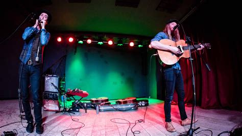 Stu Larsen And Natsuki Kurai Magische Momente Deutschlandfunkde