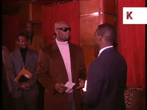 Robert kelly± 1994 age ain't nothing but a number thoia thoing r. 1995, R Kelly in London Donating Money to Charity - YouTube
