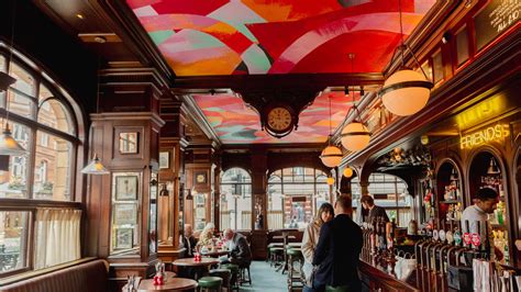 This New Mayfair Pub Might Just Be The Prettiest In London Cn Traveller