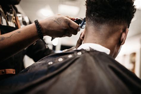 3 Easy Tips for Giving and Getting A Better Men's Haircut